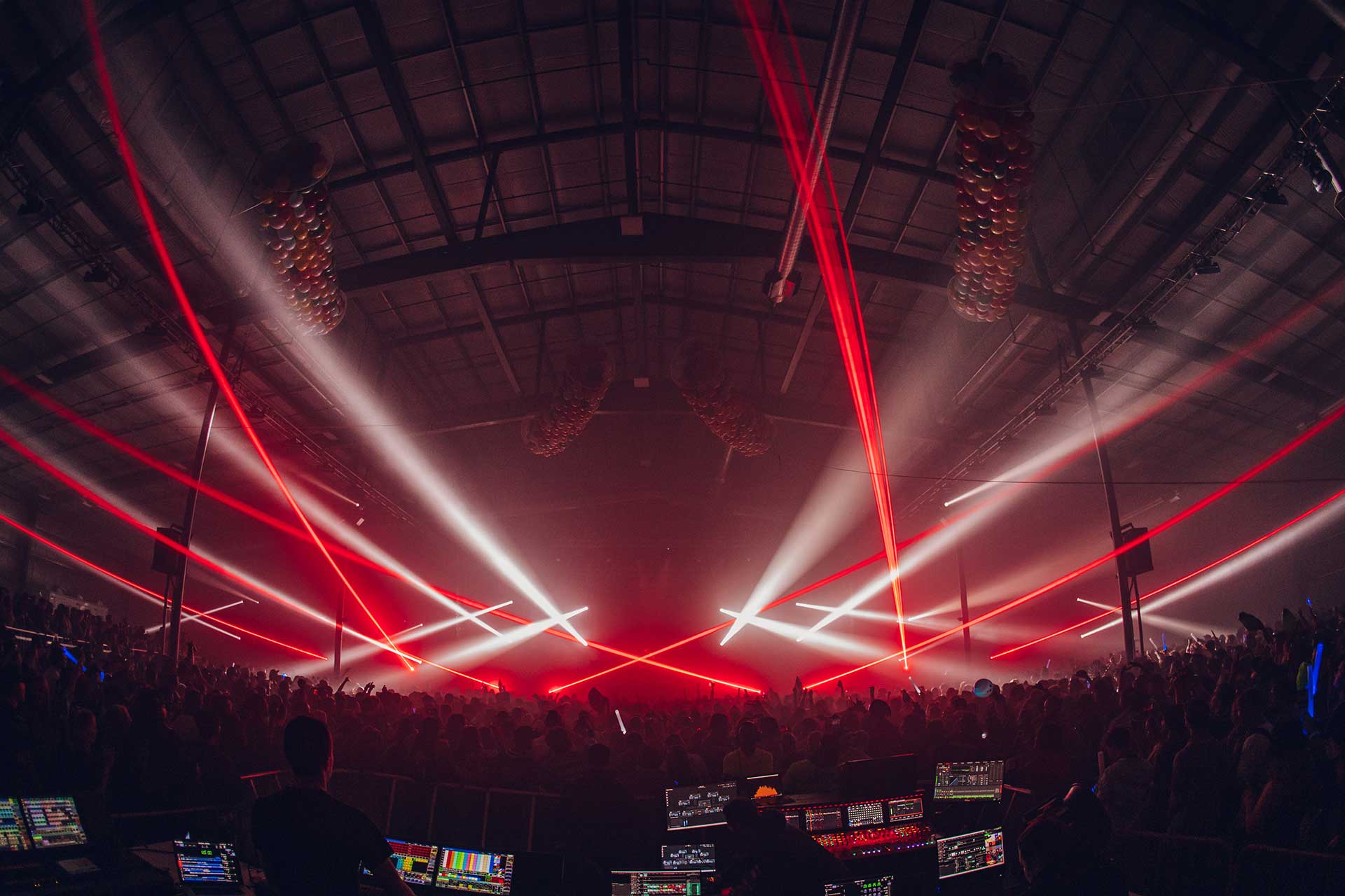 GALLERY Radiance NYE Festival